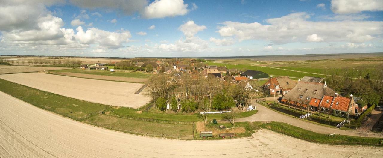 B&B Lauwersstate Paesens ภายนอก รูปภาพ